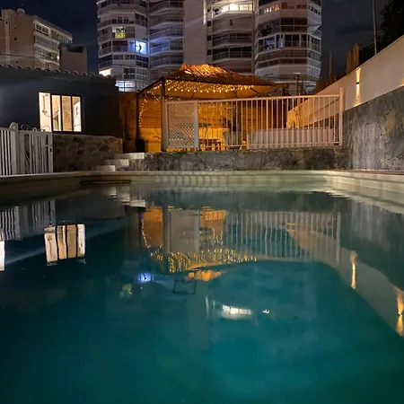 哈库纳玛塔塔旅舍 *