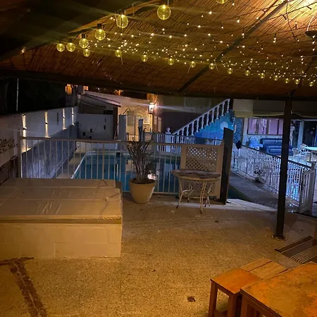 哈库纳玛塔塔旅舍